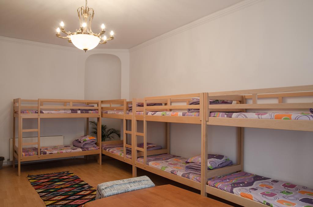 Little Bucharest Old Town Hostel الغرفة الصورة