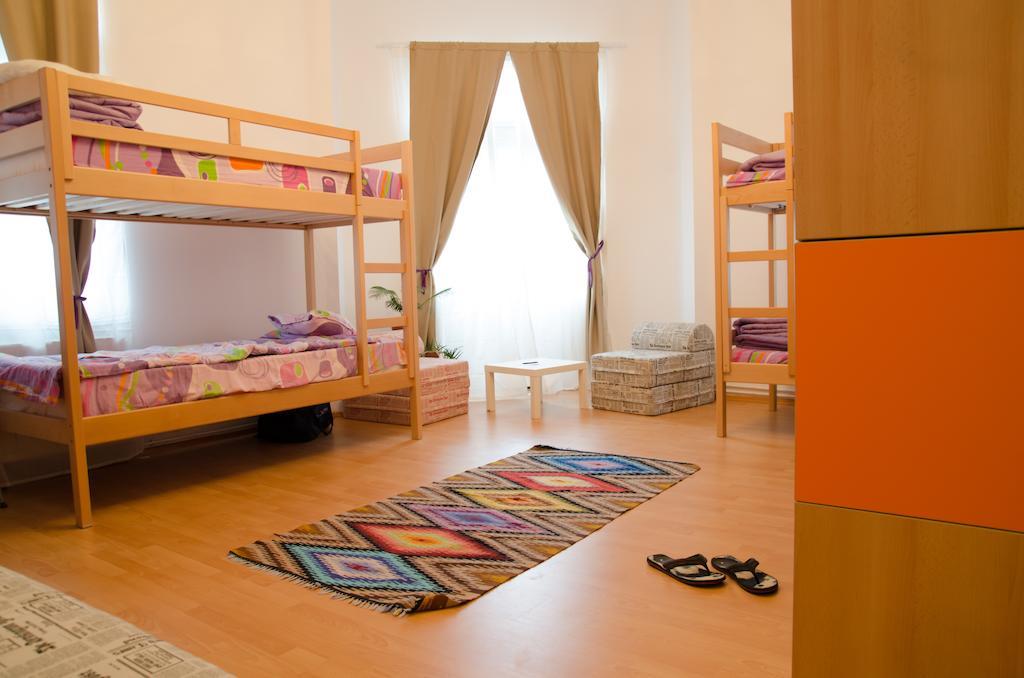 Little Bucharest Old Town Hostel الغرفة الصورة