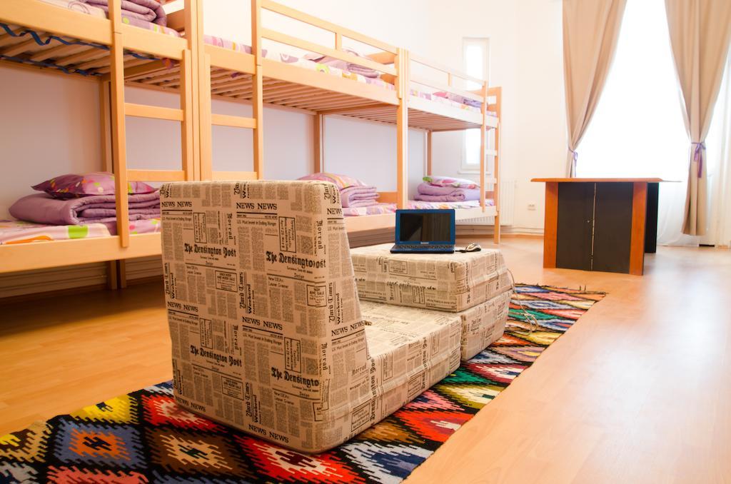 Little Bucharest Old Town Hostel الغرفة الصورة